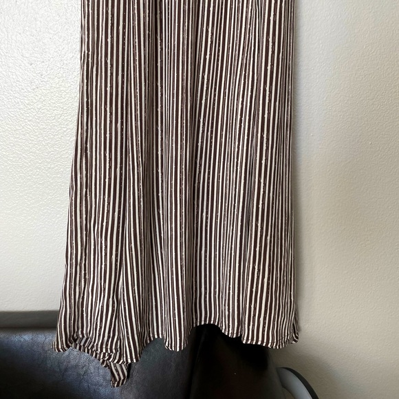 NWT Olivia Grey Striped Ruffle Bodice Adjustable Straps Maxi Dress Size Small - Picture 6 of 9